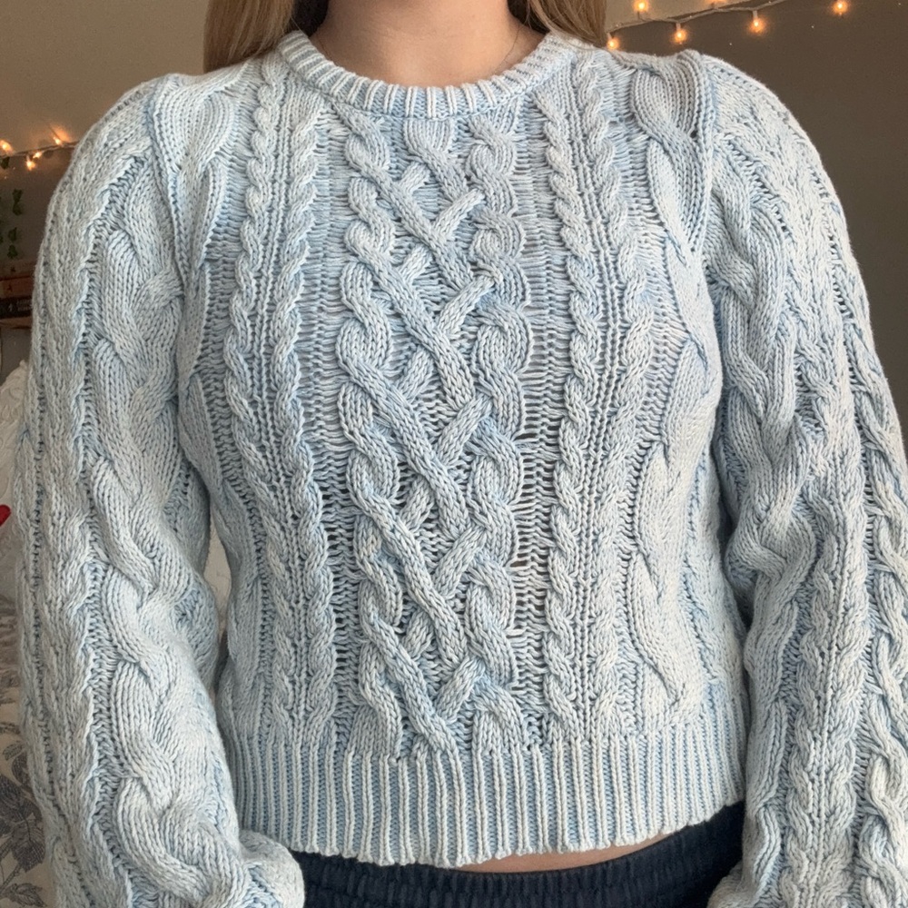 Arizona Jean Company Light Blue Cable Knit Crewneck Sweater